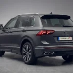 VW Tiguan (Automatik) - Ansicht von hinten links